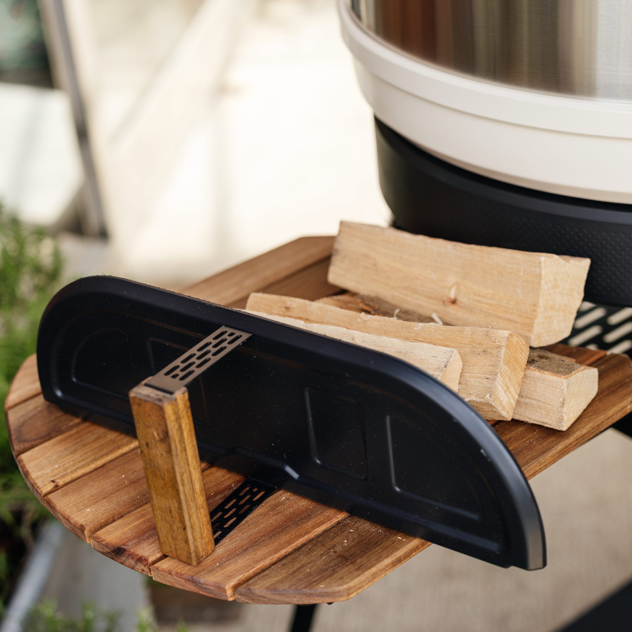 Gozney_Door_BuyBoxAmbient_2048x2048_2_928cf827-6cd7-4c4c-9710-5075b7f6fc4d.jpg