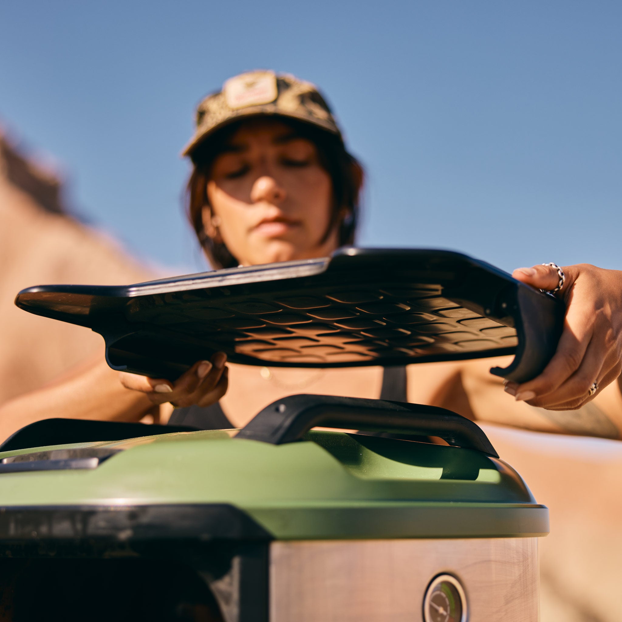 Tread_RoofRack_BuyBoxAmbient_2048x2048_2.jpg