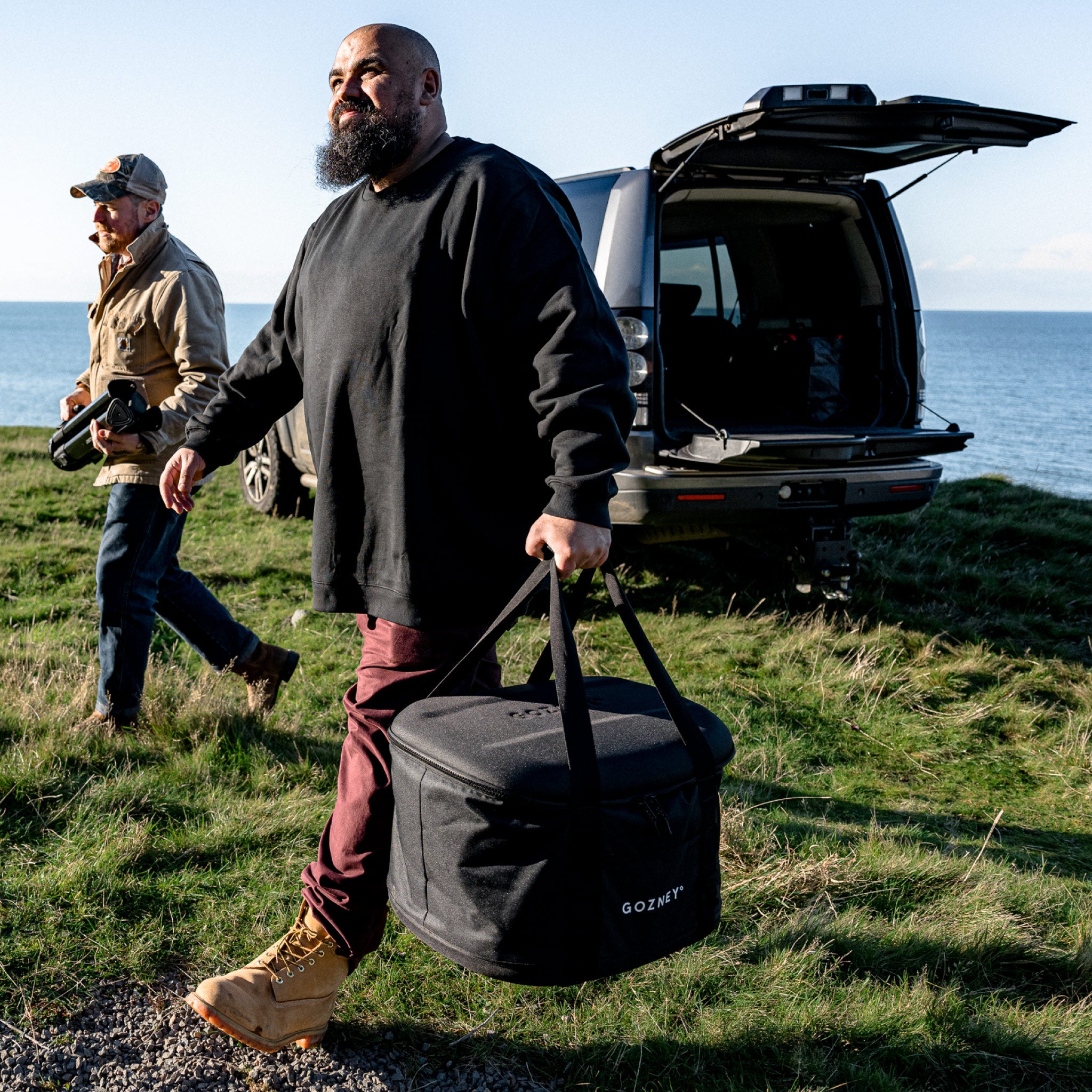 Tread_VentureBag_BuyBoxAmbient_2048x2048_1.jpg